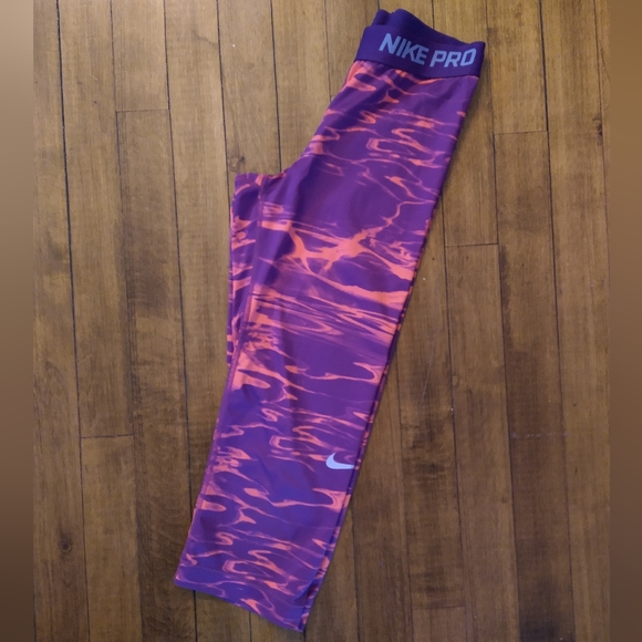 Nike pro dri-fit Core pool compression capri pants - Picture 3 of 16